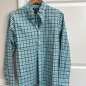 Lands end button down long sleeve shirt